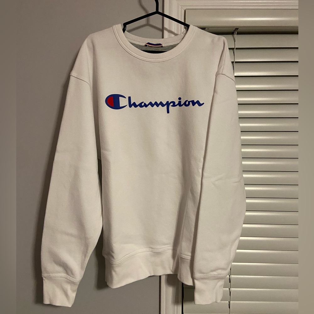 Champion Crewneck (White) *BRAND NEW*